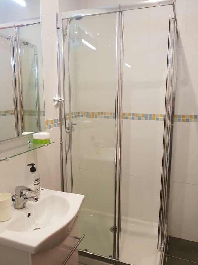 Julias Apartment Малага Екстериор снимка